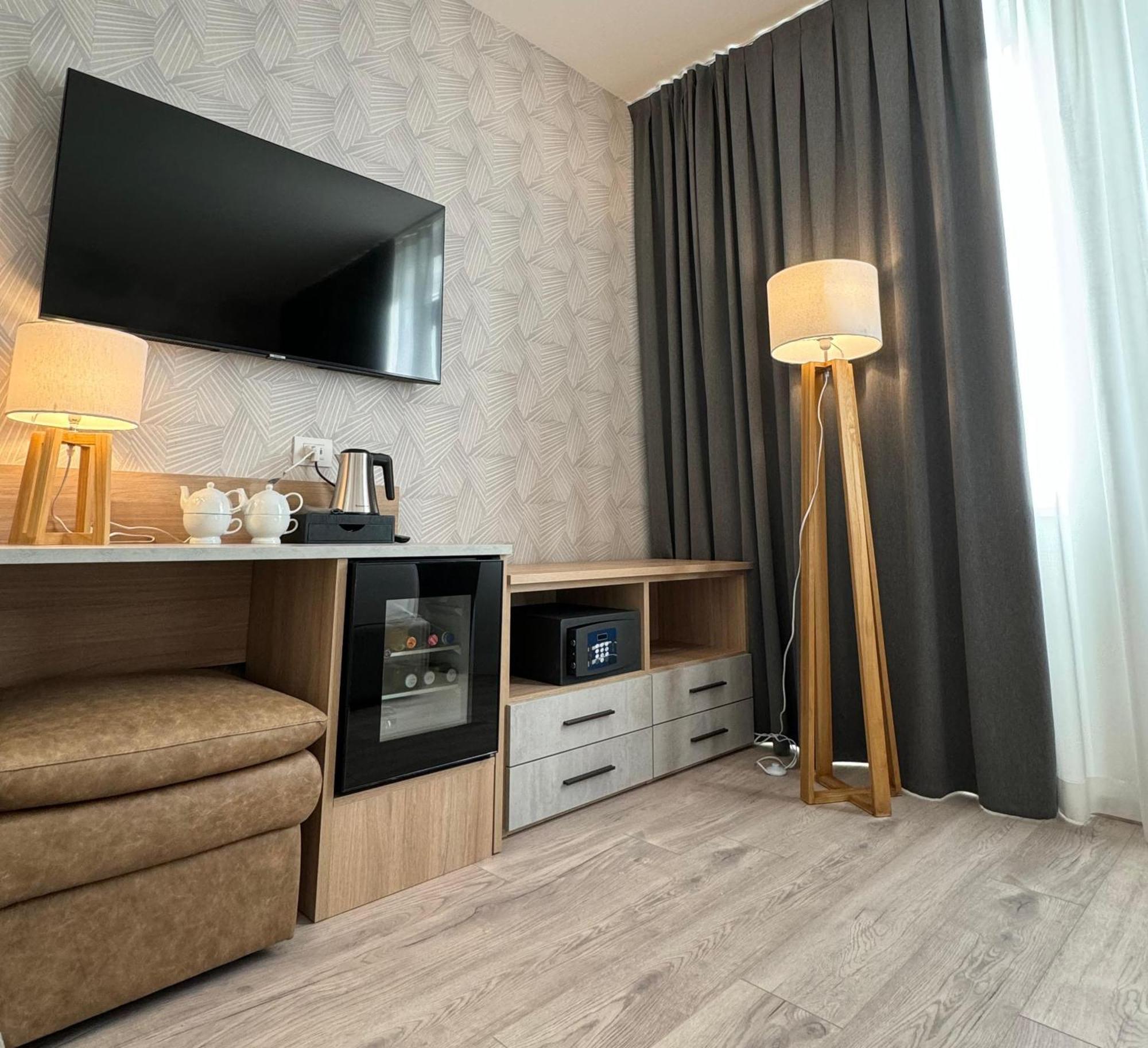 Hotel Rosengarten มาดอนนาดีกัมปิโญ ภายนอก รูปภาพ